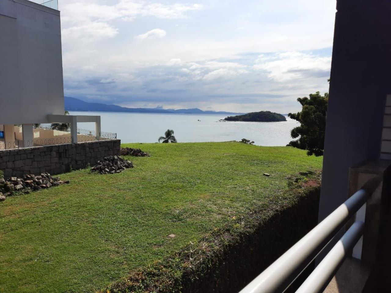 Apartamento Apto C/ Sacada A 5 Min Da Praia Em Canajure Cro206
