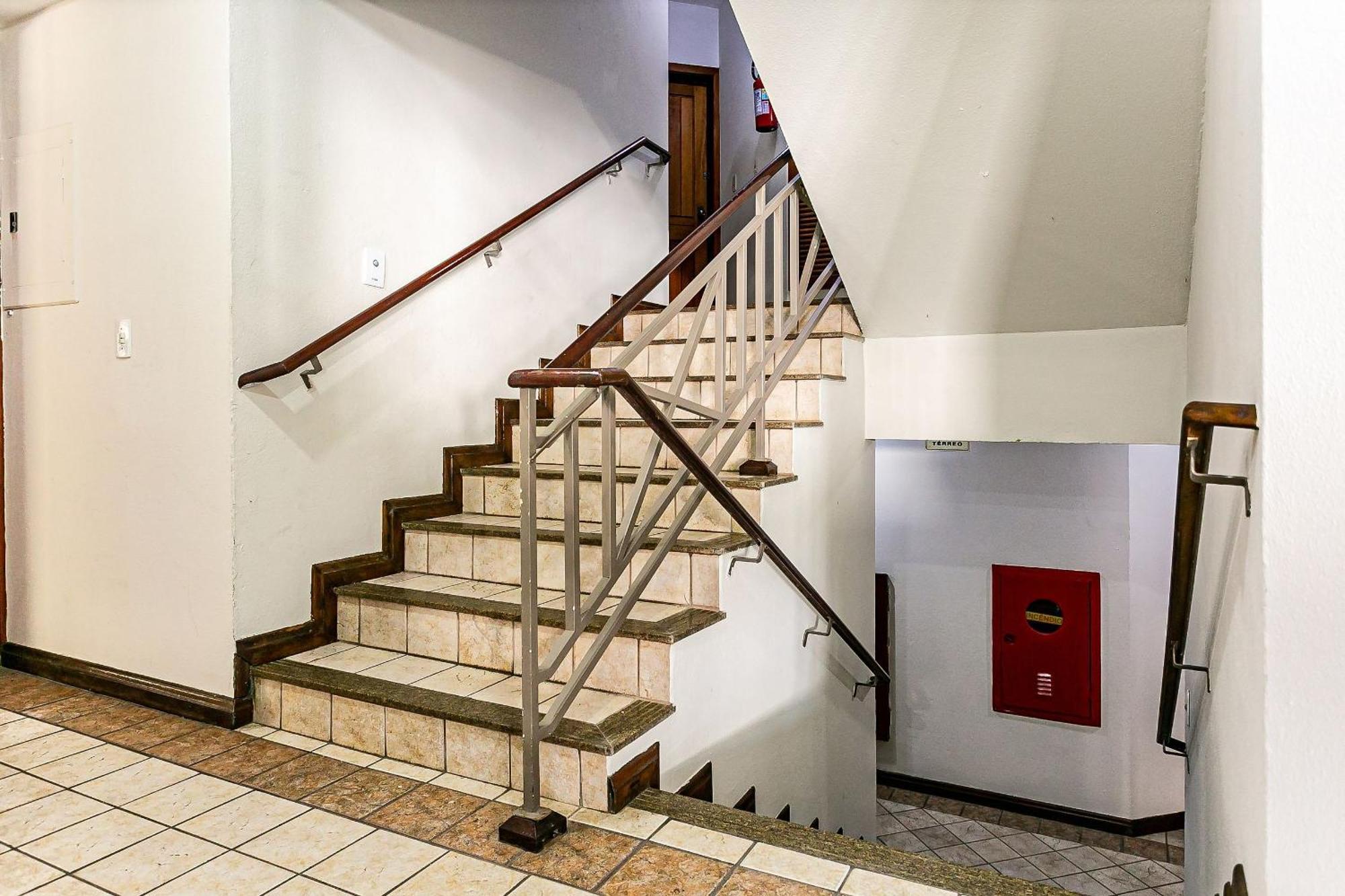Apartamento Apto C/ Sacada A 5 Min Da Praia Em Canajure Cro206 *